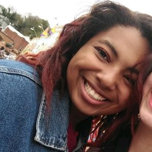 Meet your Posher, Leandra